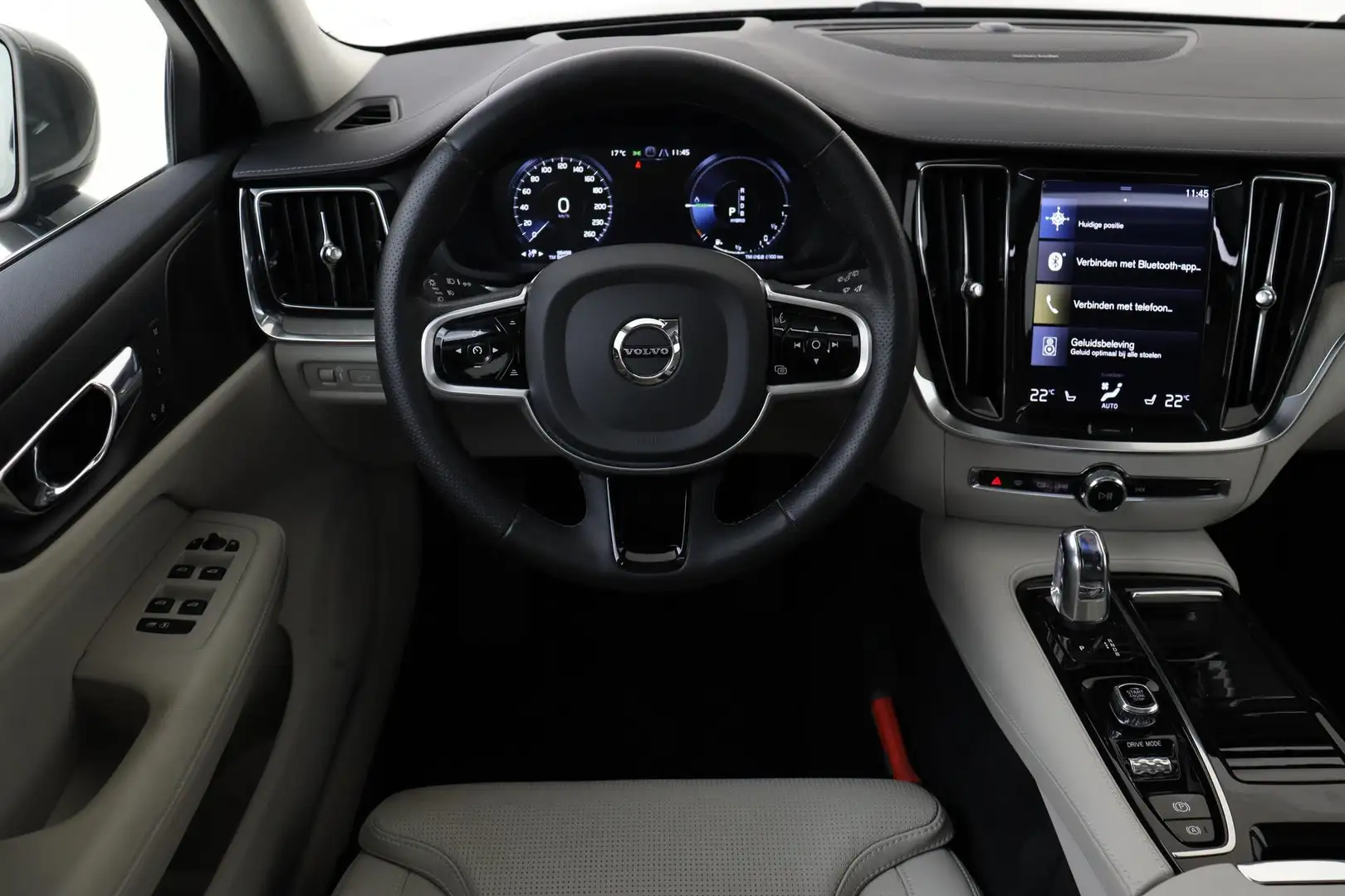 Volvo V60 T8 TWIN ENGINE AWD INSCRIPTION -PANO.DAK|HARMAN/KA Grijs - 2