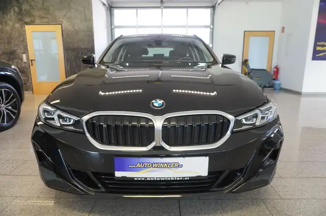 BMW 3 Series view 3