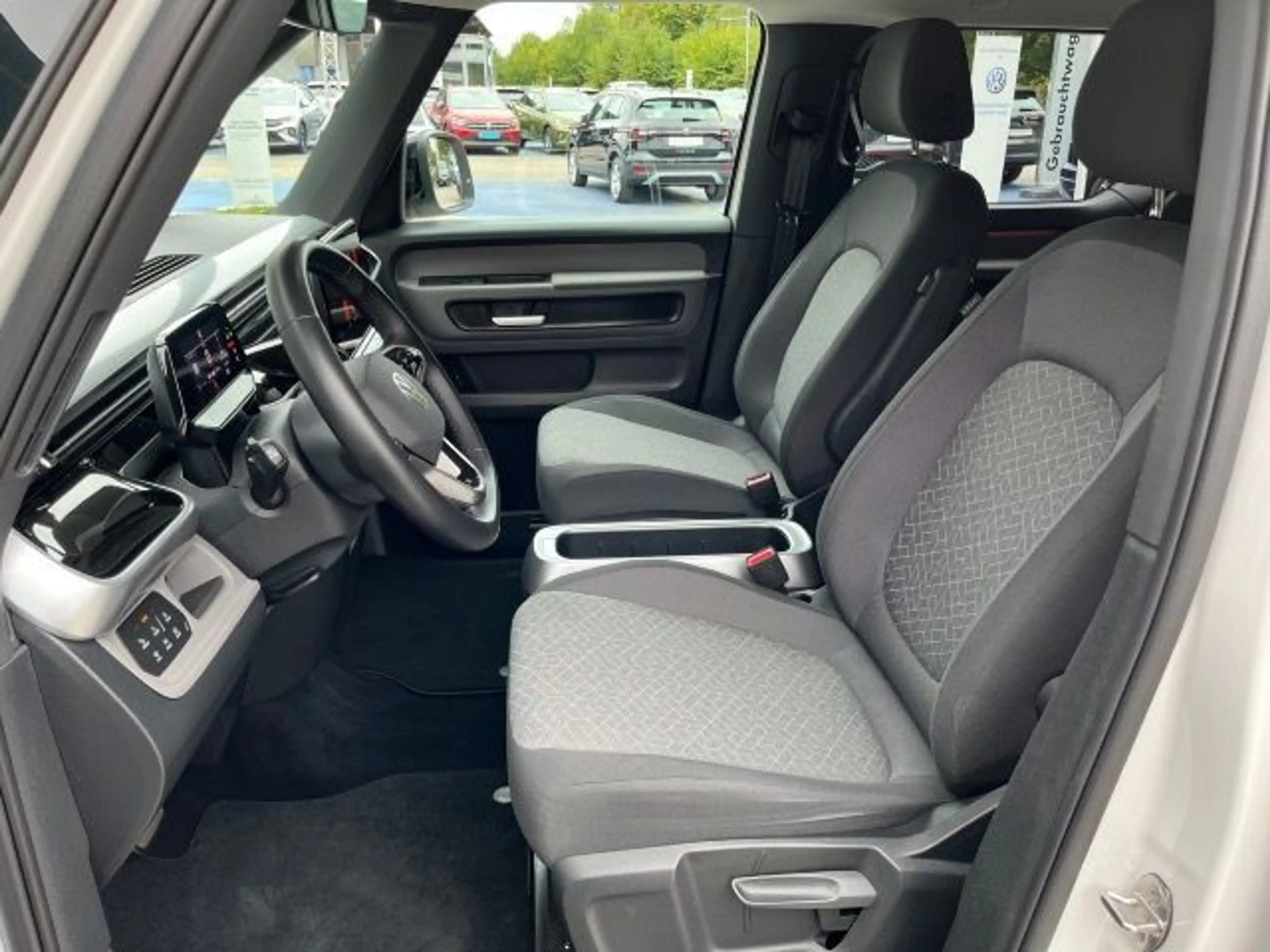 Volkswagen ID. Buzz ID.Buzz Pro (AHK+RearView+Navi) — photo 9