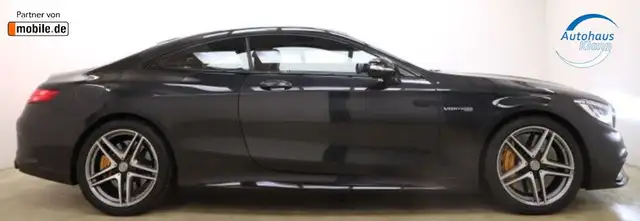 Mercedes-Benz S-Class view 4
