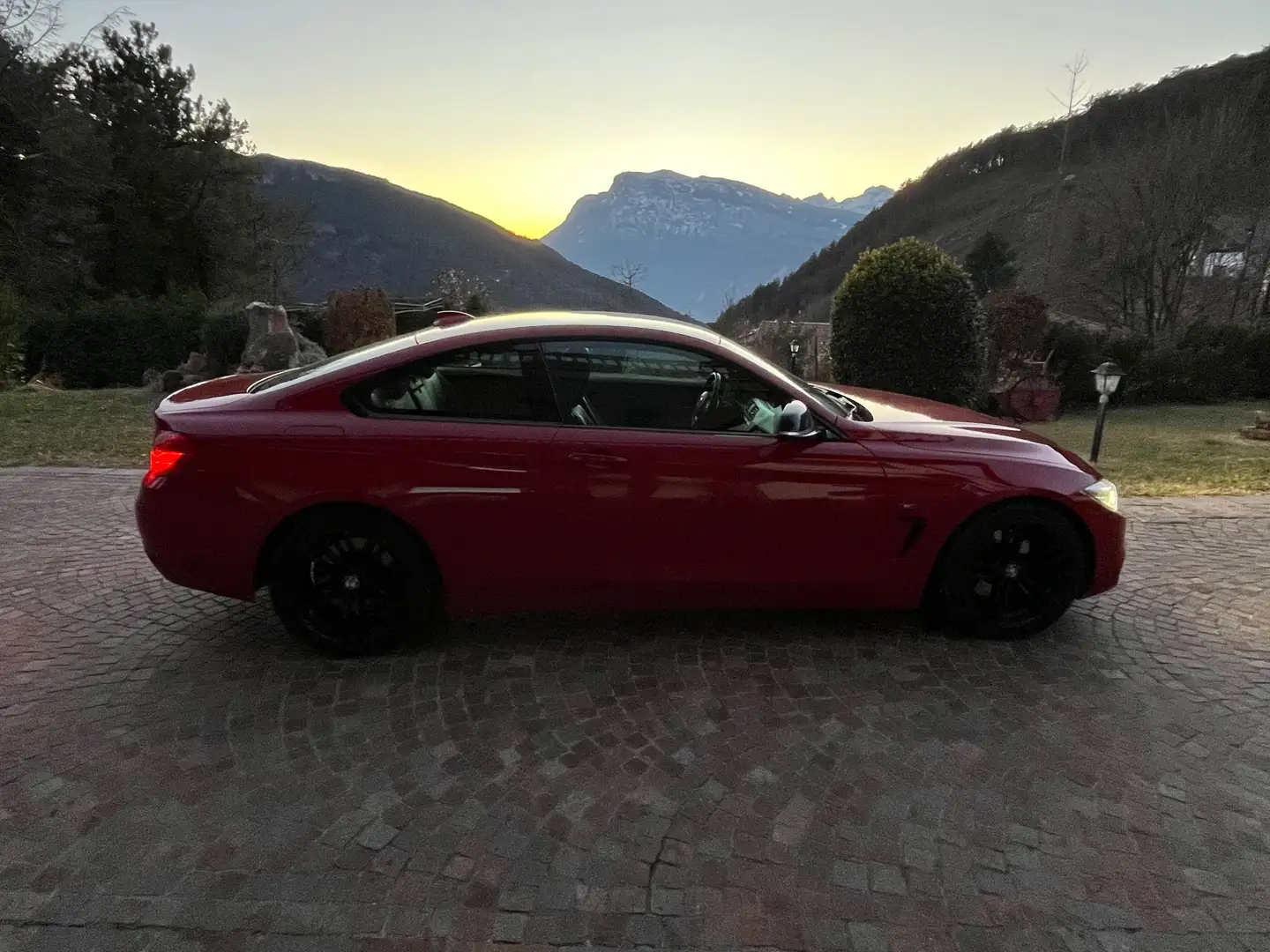 BMW 430 430dA Coupe Sport Roşu - 2