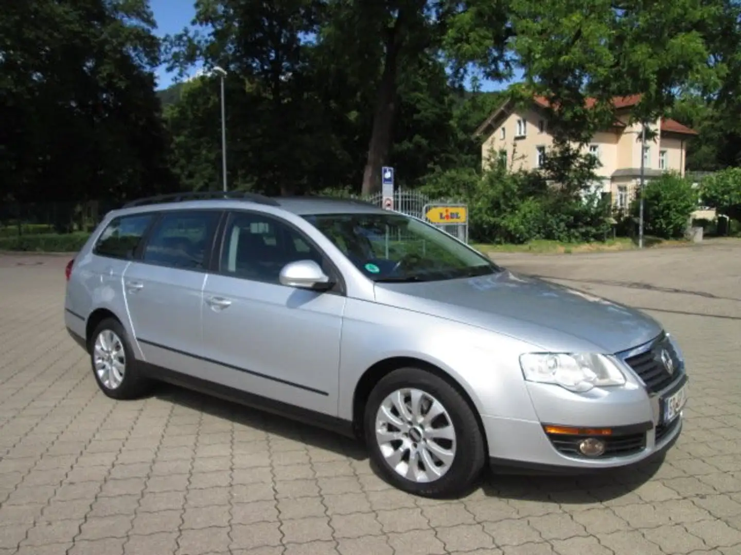 Volkswagen Passat Variant 2.0 TDI Trendline+2.HAND+EURO5+TÜV=05/2026+ Argintiu - 1