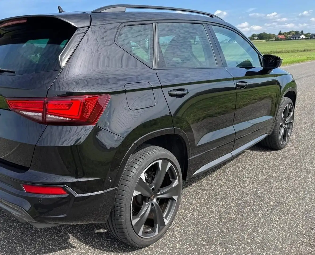 CUPRA Ateca Ateca 1.5 TSI DSG 150 Schwarz - 1