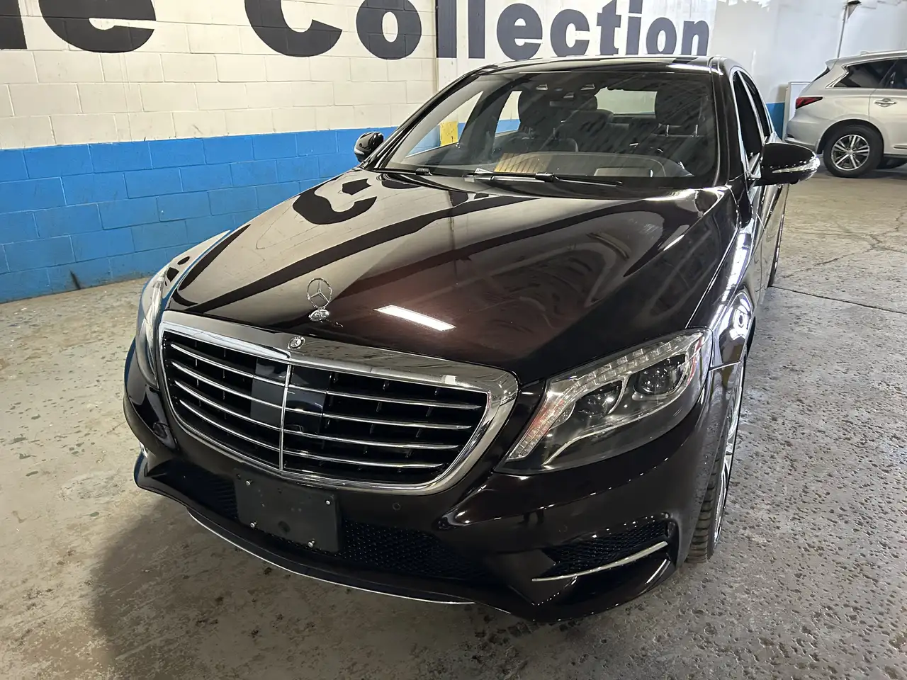 Mercedes-Benz S-Class снимка Mercedes-Benz S-Class