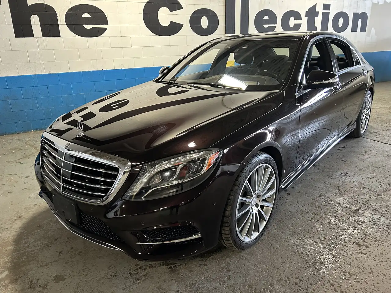 Mercedes-Benz S-Class снимка Mercedes-Benz S-Class