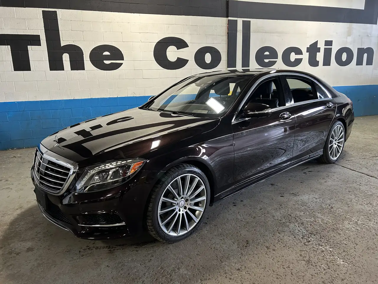 Mercedes-Benz S-Class снимка Mercedes-Benz S-Class