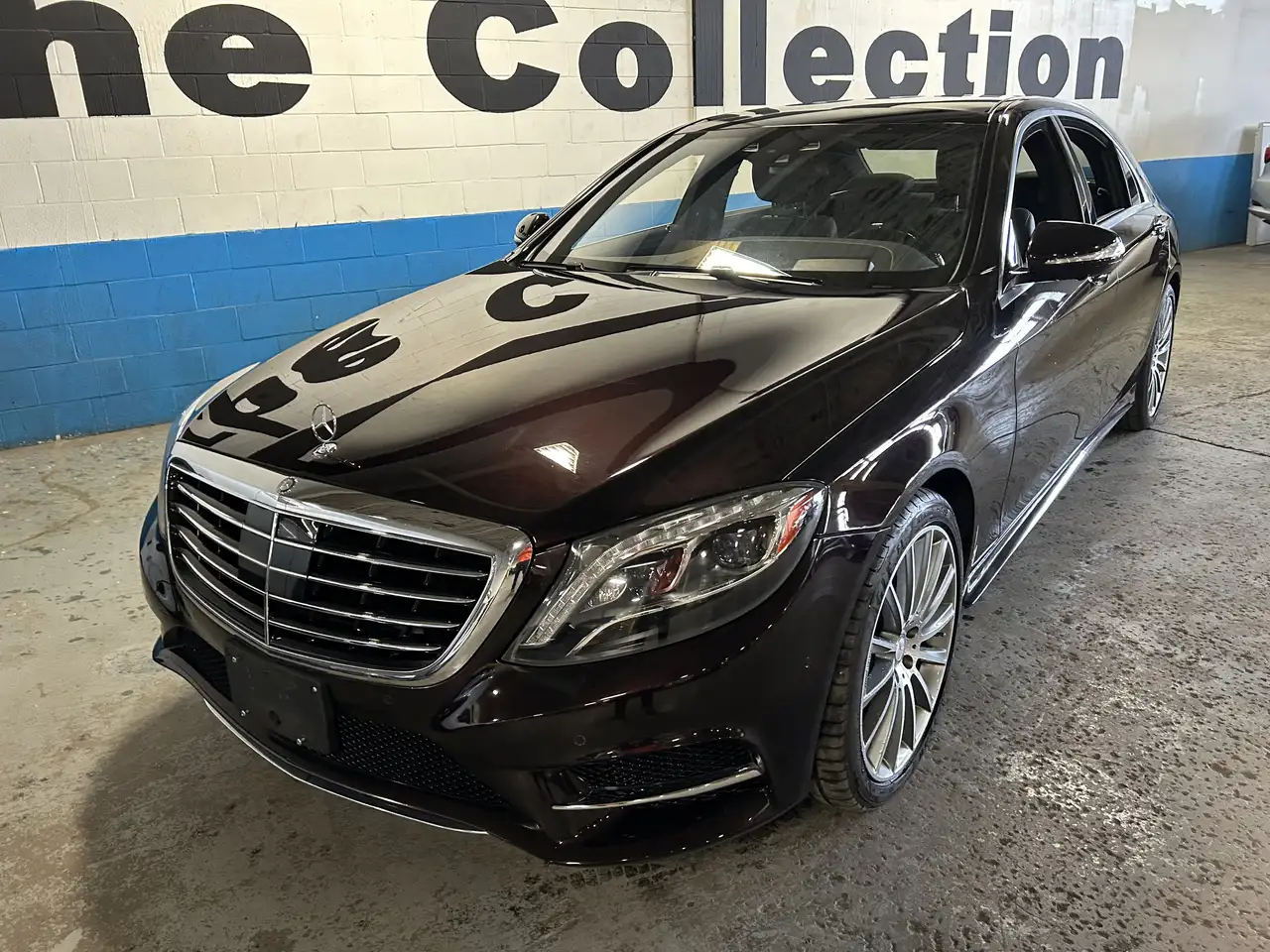 Mercedes-Benz S-Class снимка Mercedes-Benz S-Class