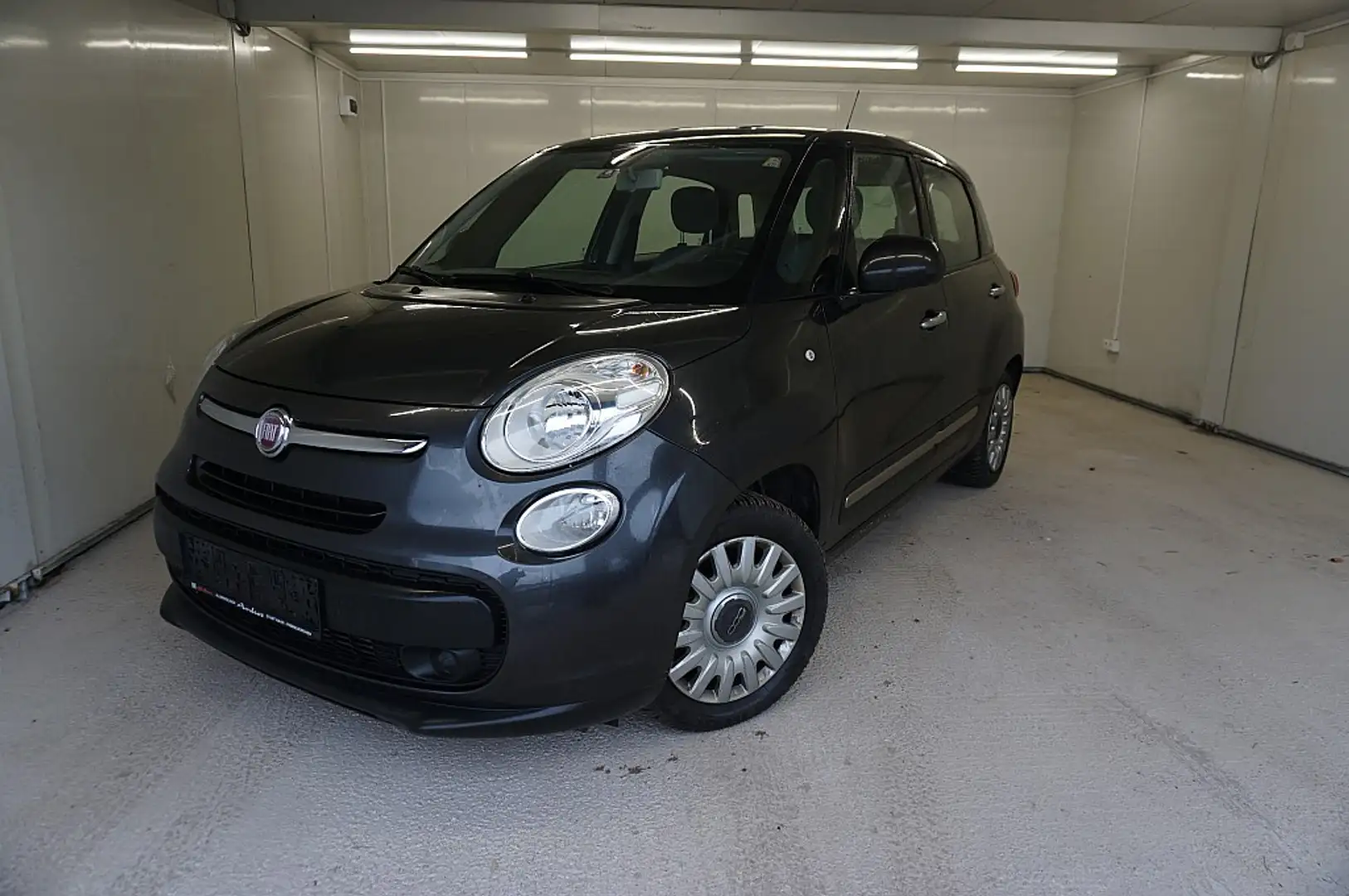 Fiat 500 L  1,3 Multijet II 85 Start&Stop Lounge Šedá - 1