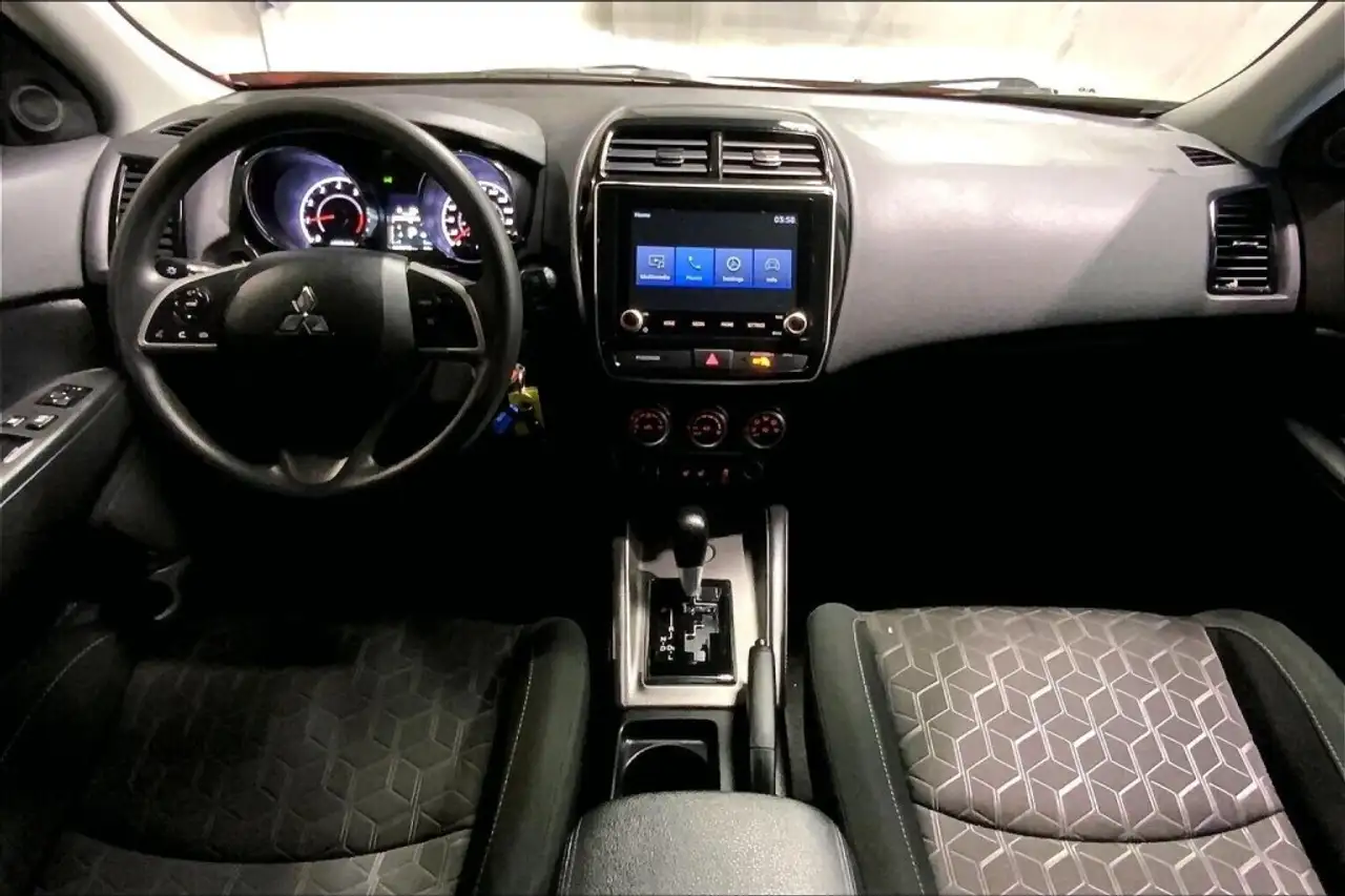 Mitsubishi RVR снимка Mitsubishi RVR