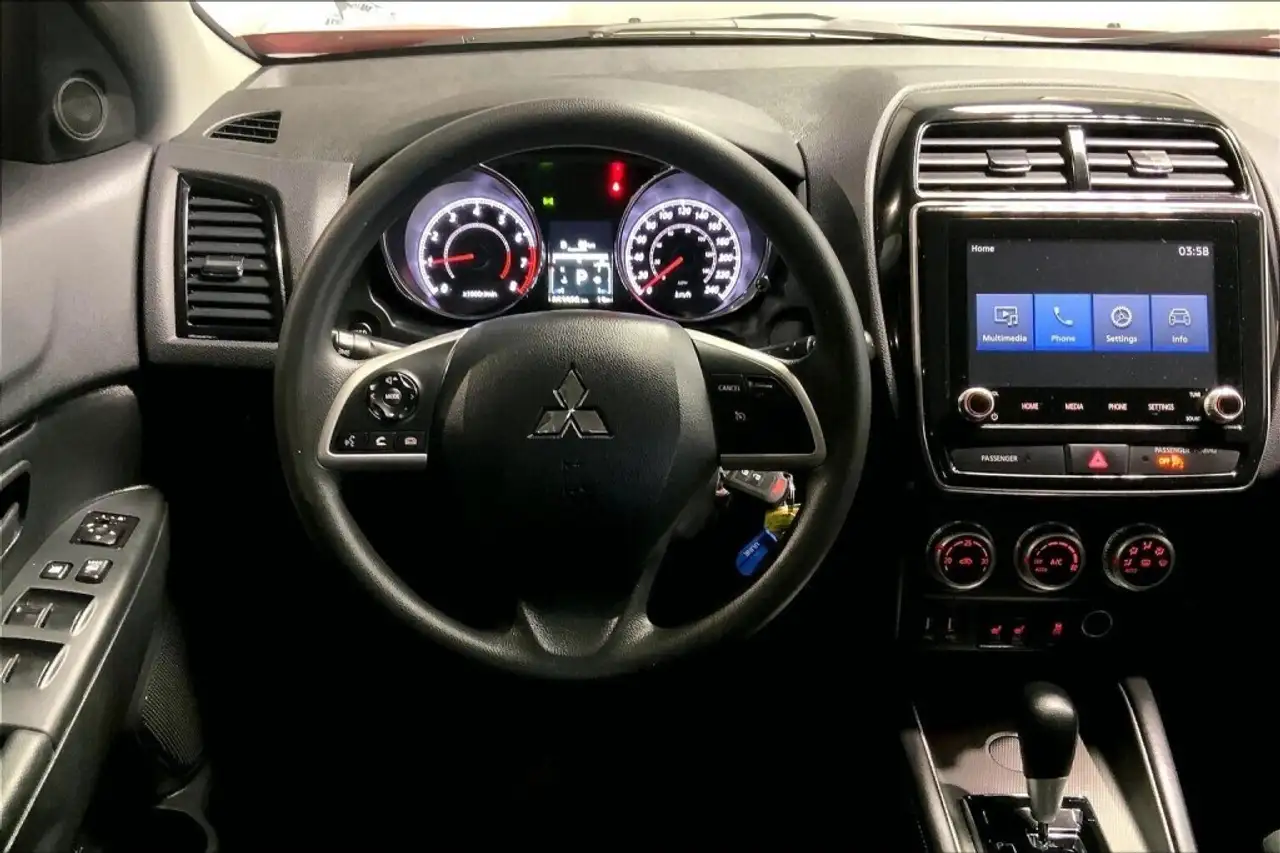 Mitsubishi RVR снимка Mitsubishi RVR