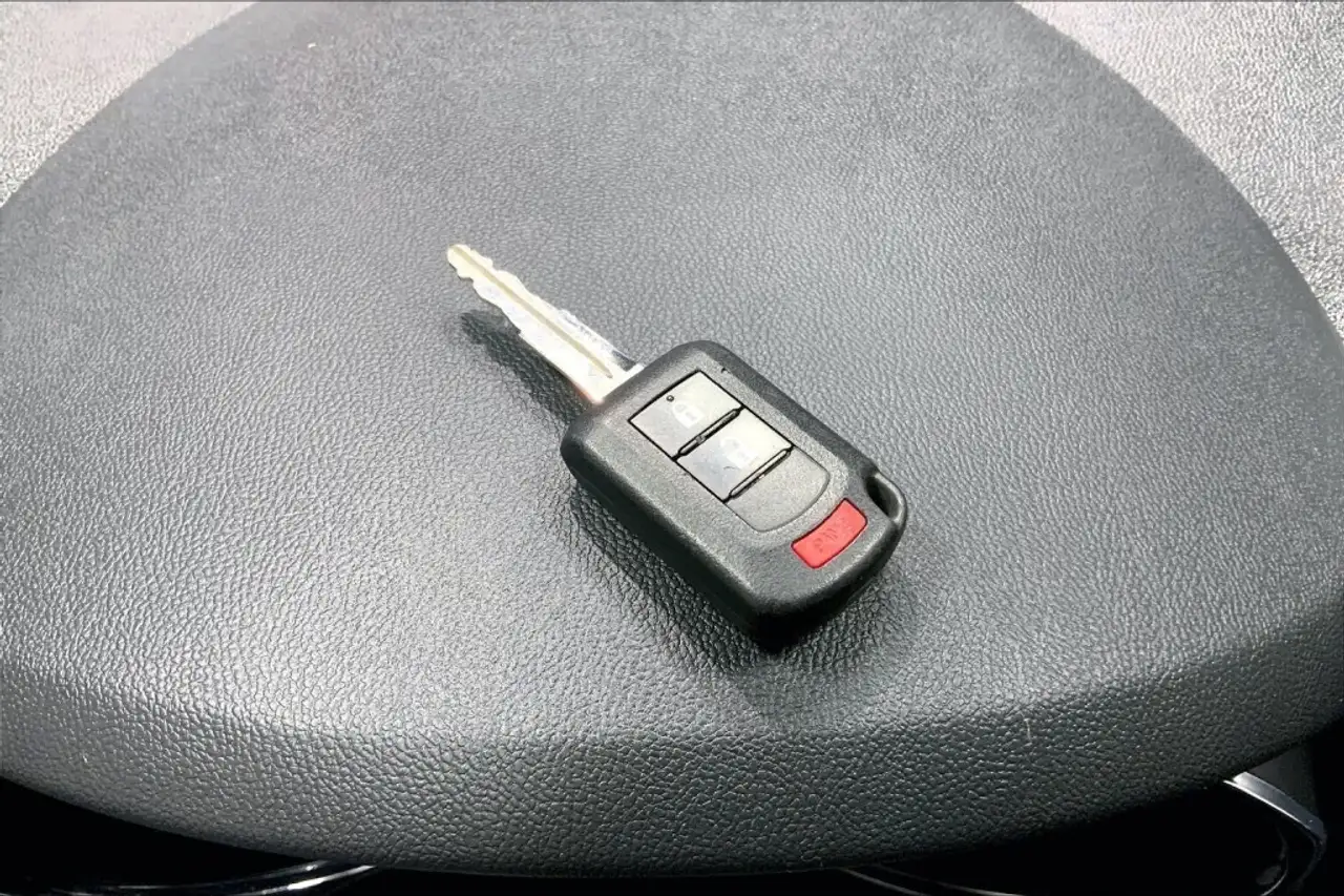 Mitsubishi RVR снимка Mitsubishi RVR
