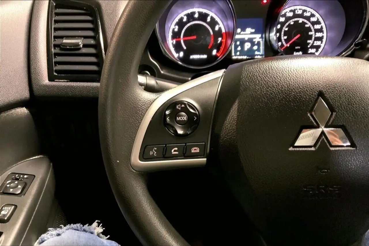 Mitsubishi RVR снимка Mitsubishi RVR