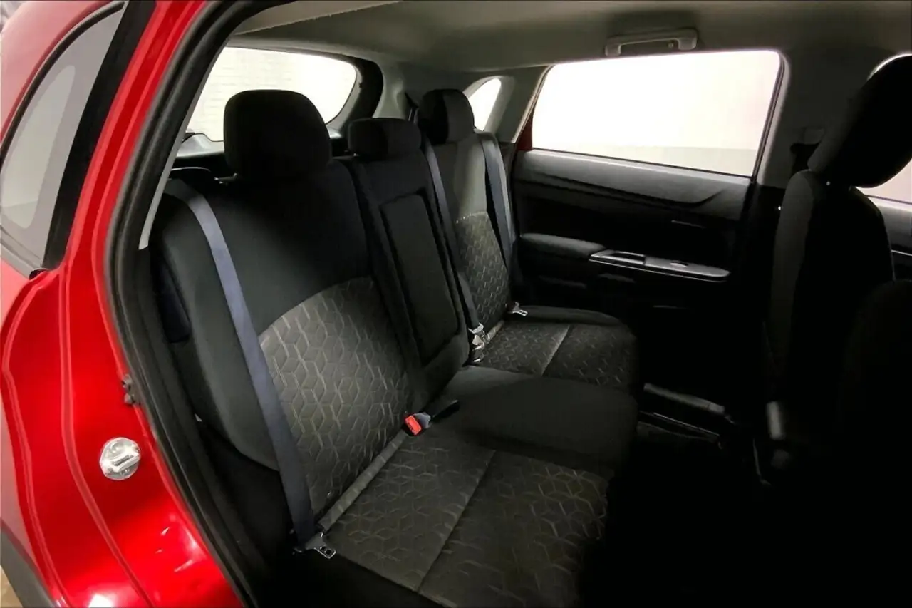 Mitsubishi RVR снимка Mitsubishi RVR