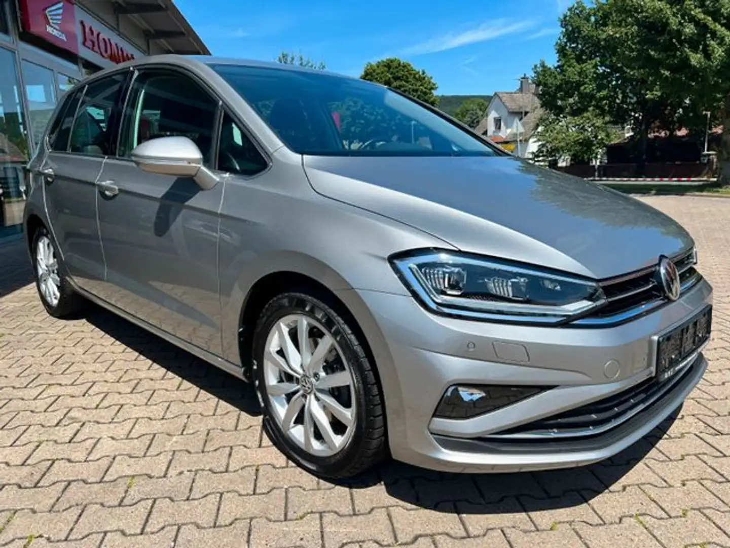 Volkswagen Golf Sportsvan 1.5 TSI DSG Highline LED NAVI RFK  Highline - 2