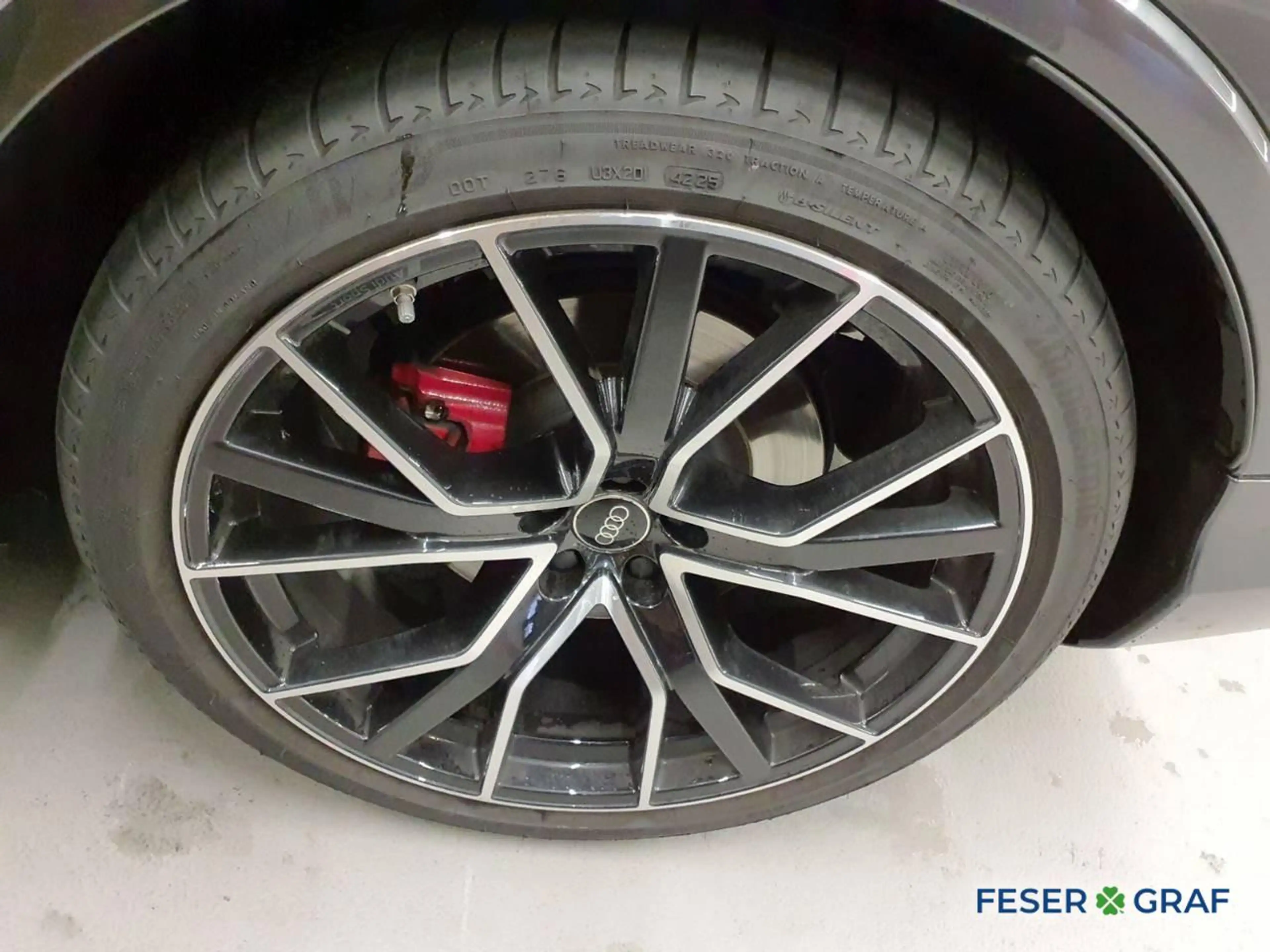 Audi Q7 55TFSI quattro HUD/AZV/HD-Laser/B&O3DNacht — photo 5