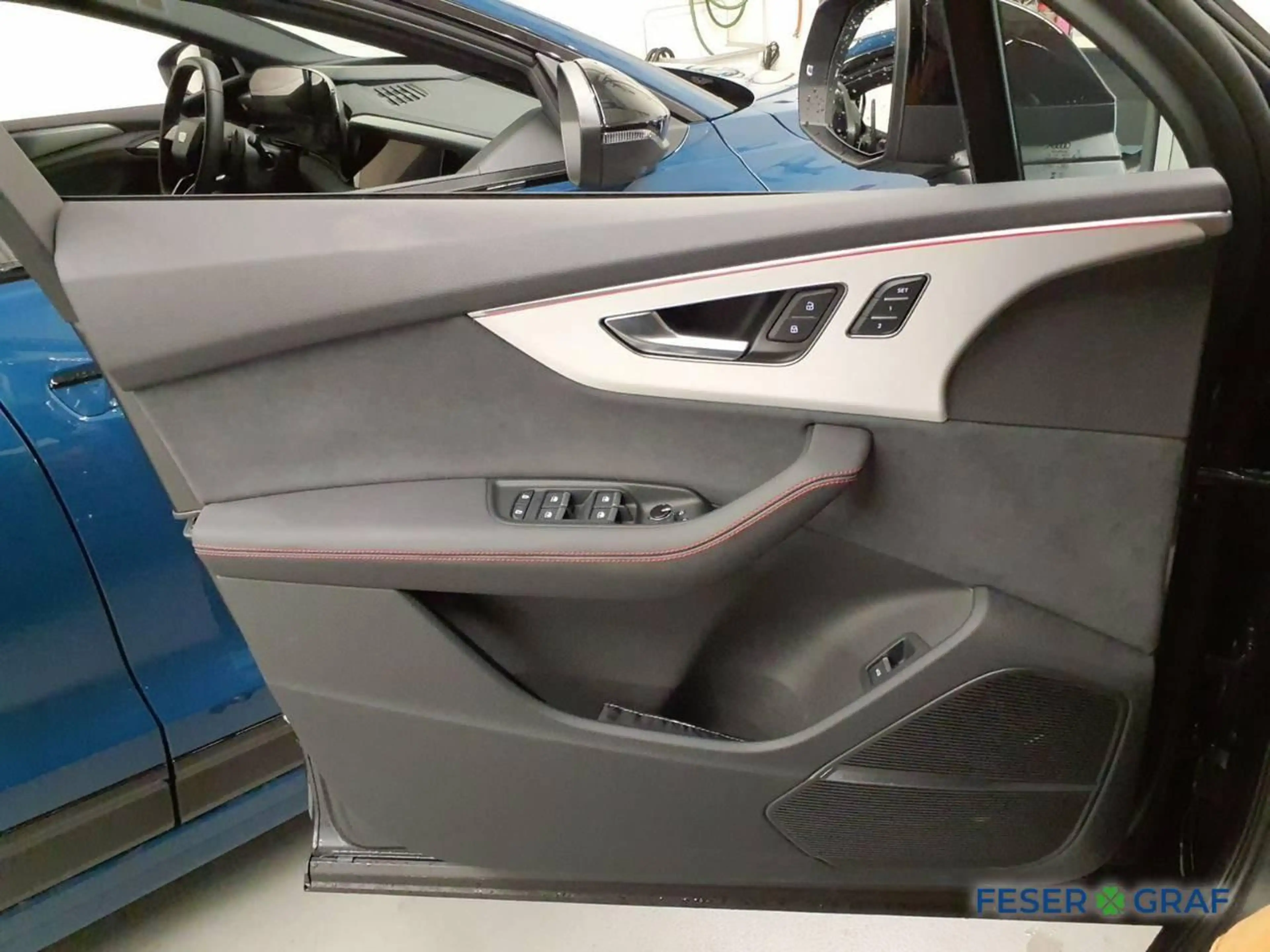 Audi Q7 55TFSI quattro HUD/AZV/HD-Laser/B&O3DNacht — photo 4