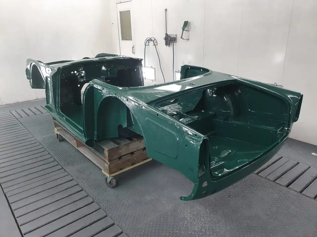 Triumph TR250 Overdrive | Injection | Body-off Restored, foto 9