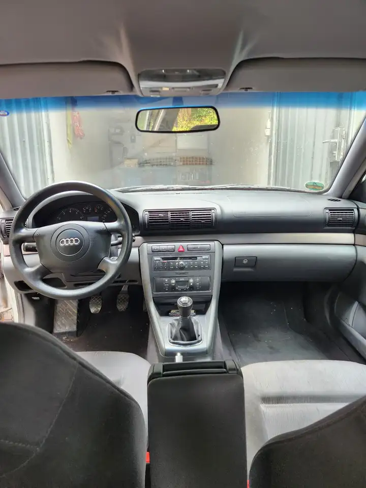Audi A4 2.4, foto 9
