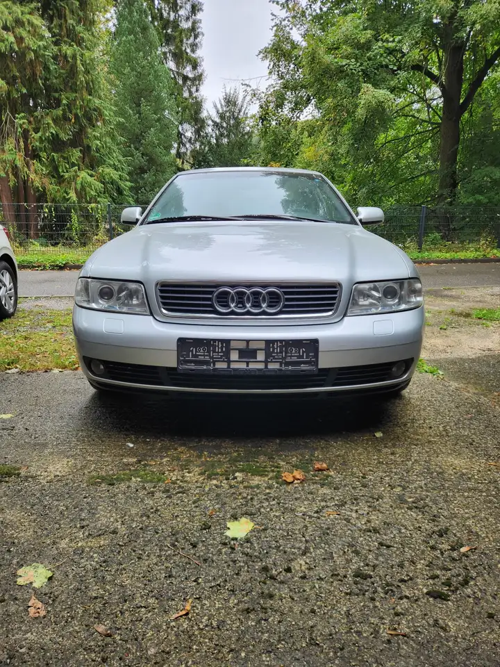 Audi A4 2.4, foto 7
