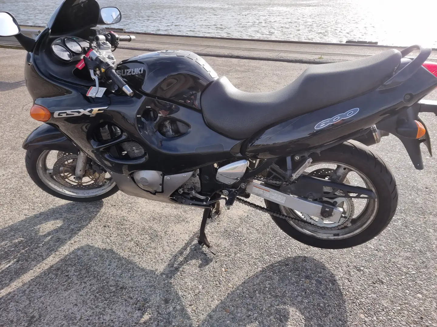 Suzuki GSX 600 GSX600F Schwarz - 2