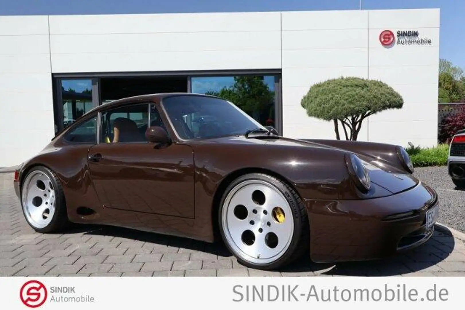 Porsche 964 Based 964 - 911 / H STROSEK Mega 30 Reimagined Braun - 2