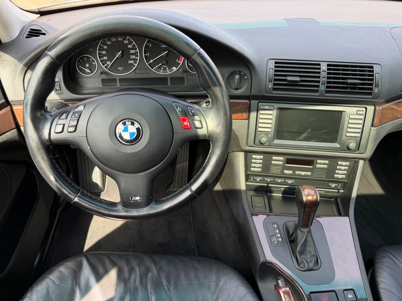 BMW 530 i A Exclusive Leder Schiebedach Navi Memory — photo 14