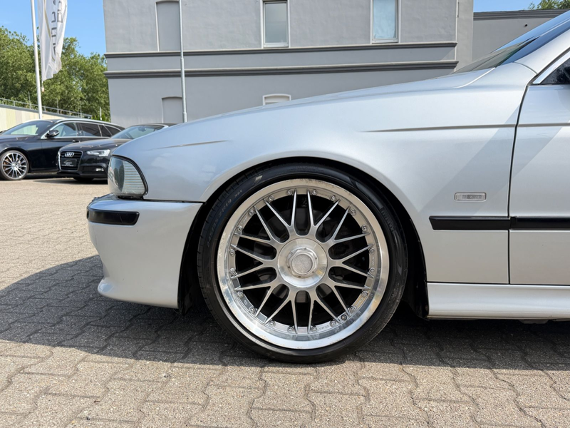 BMW 530 i A Exclusive Leder Schiebedach Navi Memory — photo 7