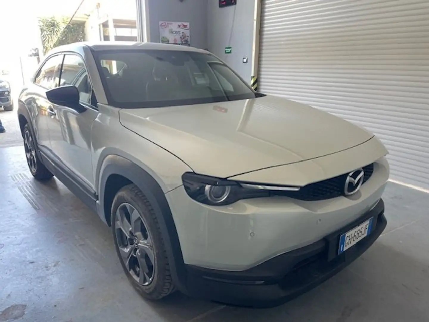 Mazda MX-30 MX-30 35,5kWh Executive OBC 7,4kW Grigio - 1