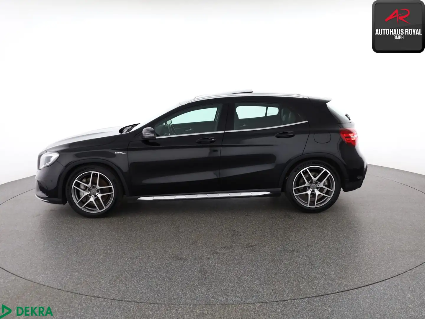 Mercedes-Benz GLA 45 AMG GLA 45 AMG 4M CARPLAY,COMAND,SCHECKHEFT,PANO,LED Negro - 2