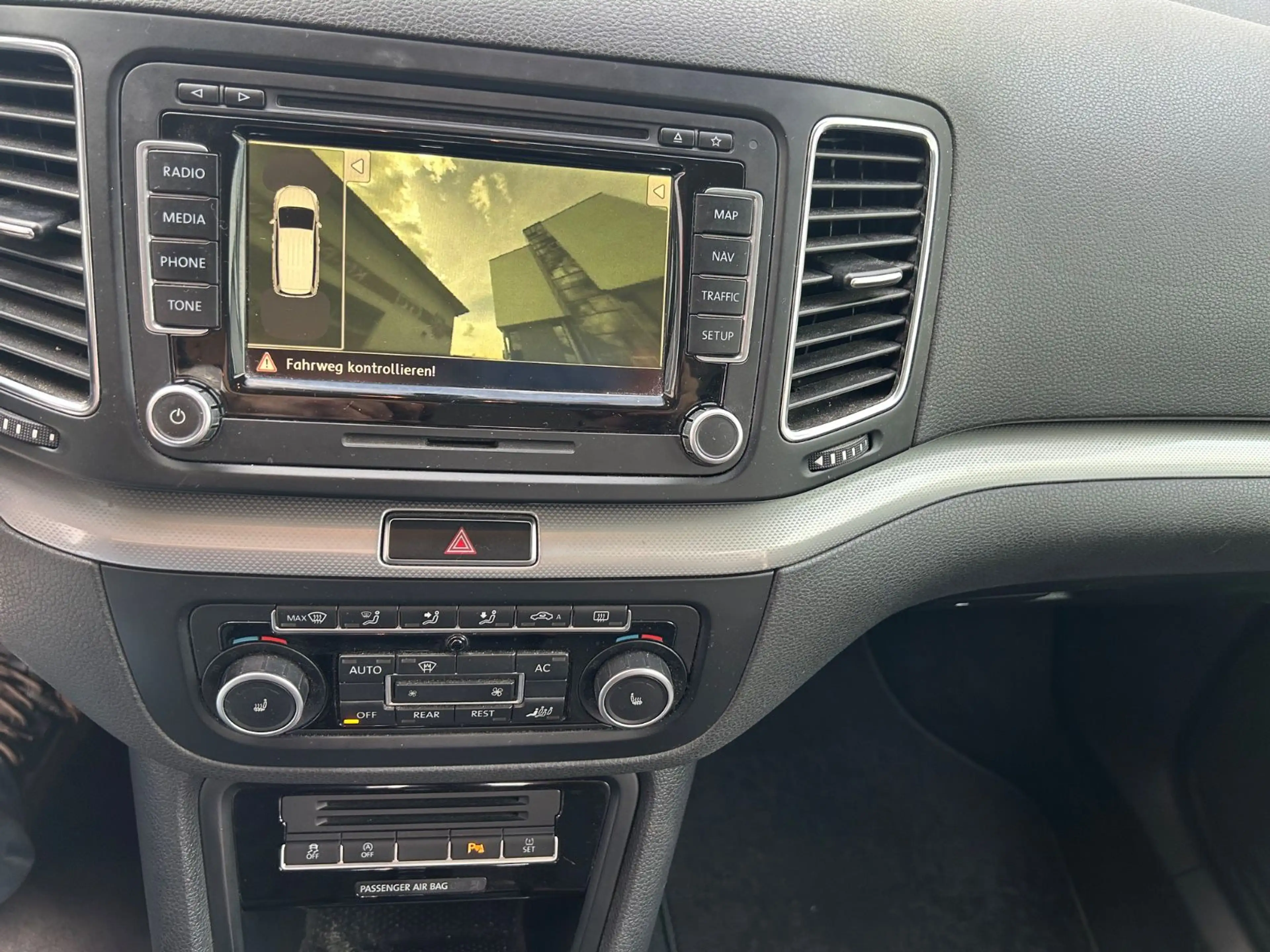 Volkswagen Sharan BMT 2.0 TDI/7-Sitzer/NAVI/Rückfahrkam. — photo 13