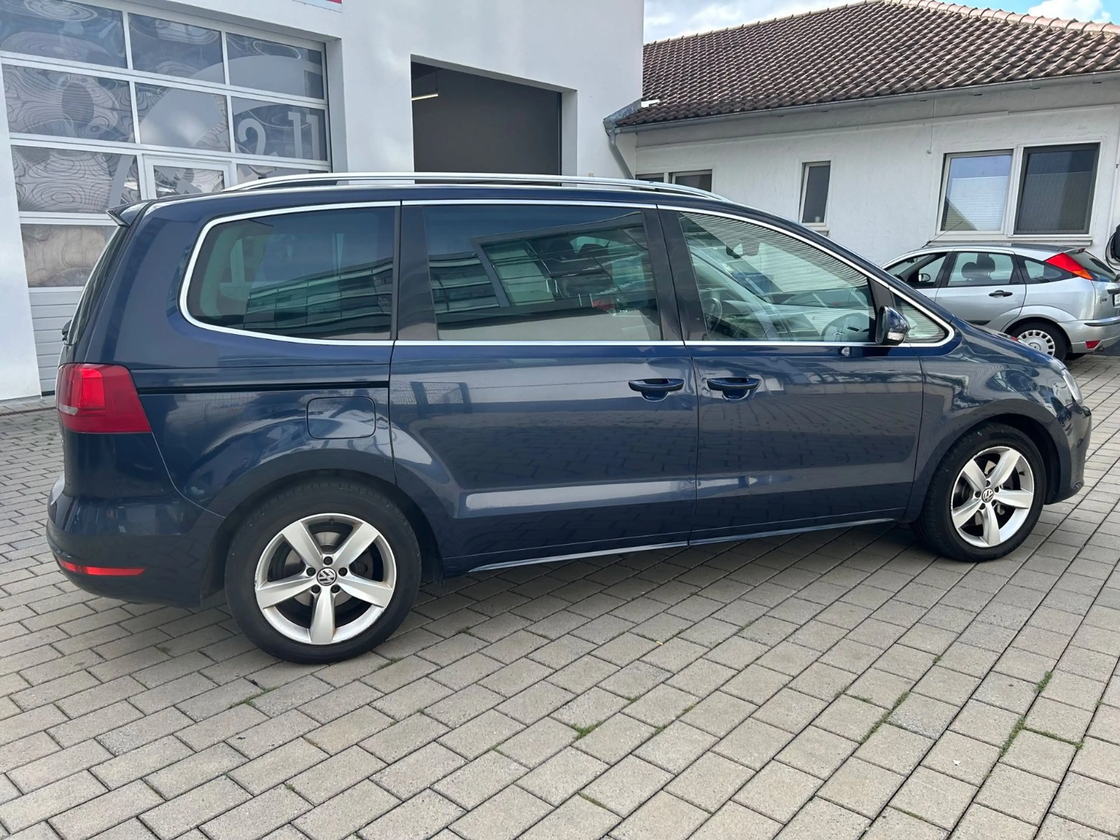 Volkswagen Sharan BMT 2.0 TDI/7-Sitzer/NAVI/Rückfahrkam. — photo 8