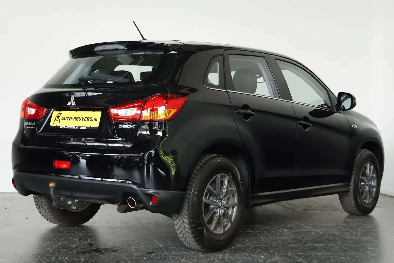 Mitsubishi ASX 1.6 Cleartec Intense / Cruisecontrol / Clima / Cam Zwart - 2