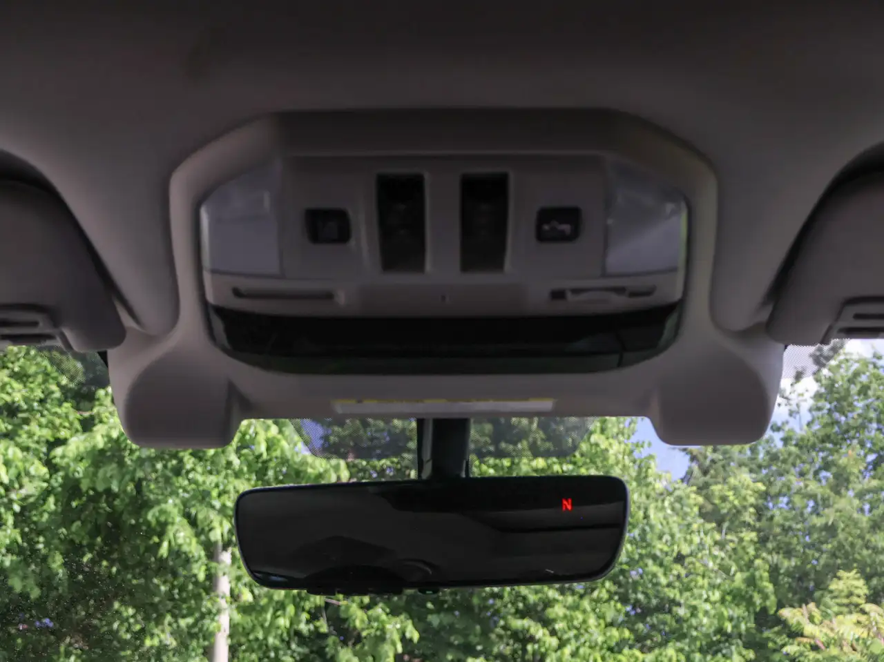 Subaru Ascent снимка Subaru Ascent