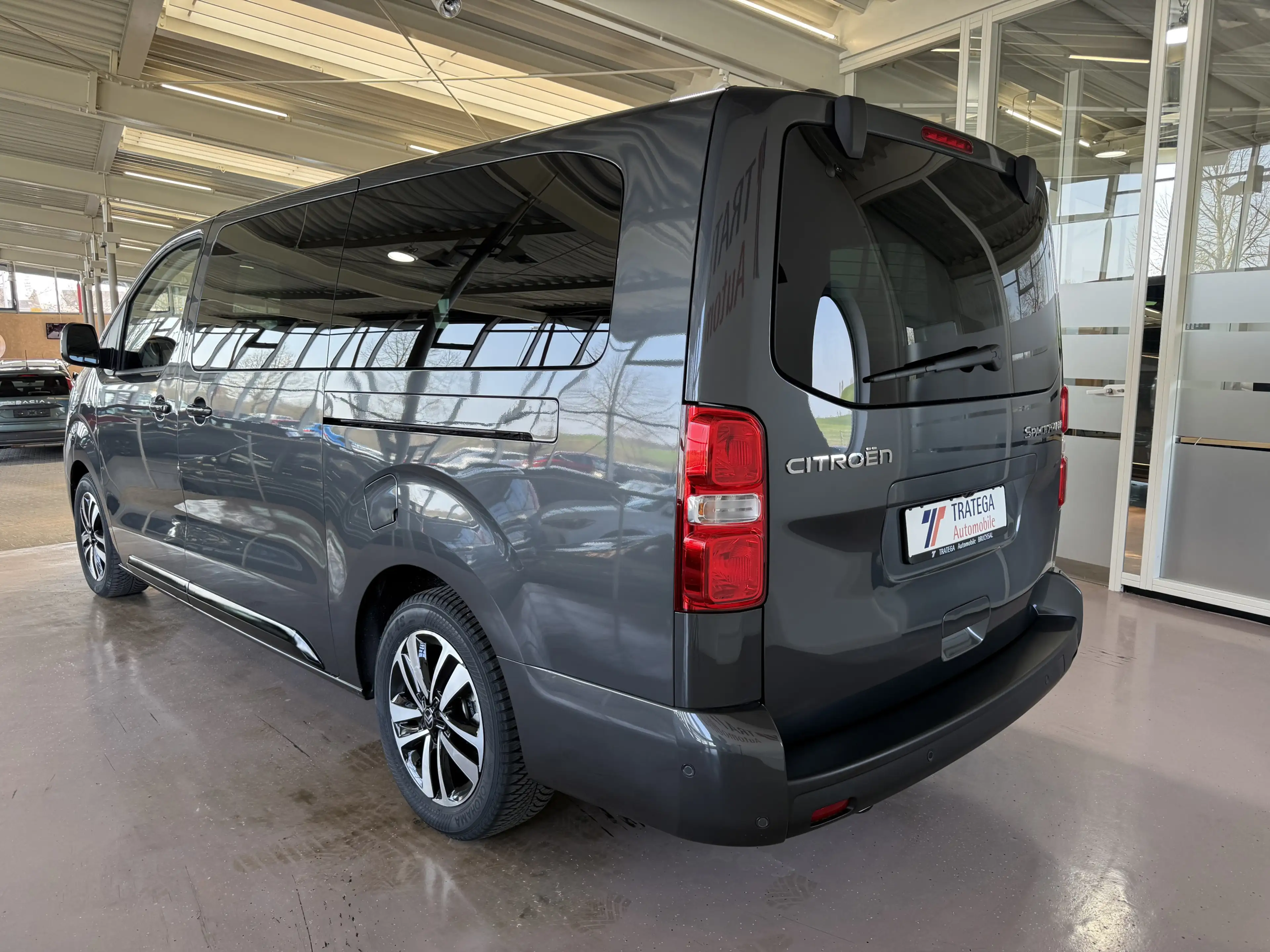 Citroen Spacetourer Max XL 2,2 Diesel 180 Autom AHK Pano — photo 5