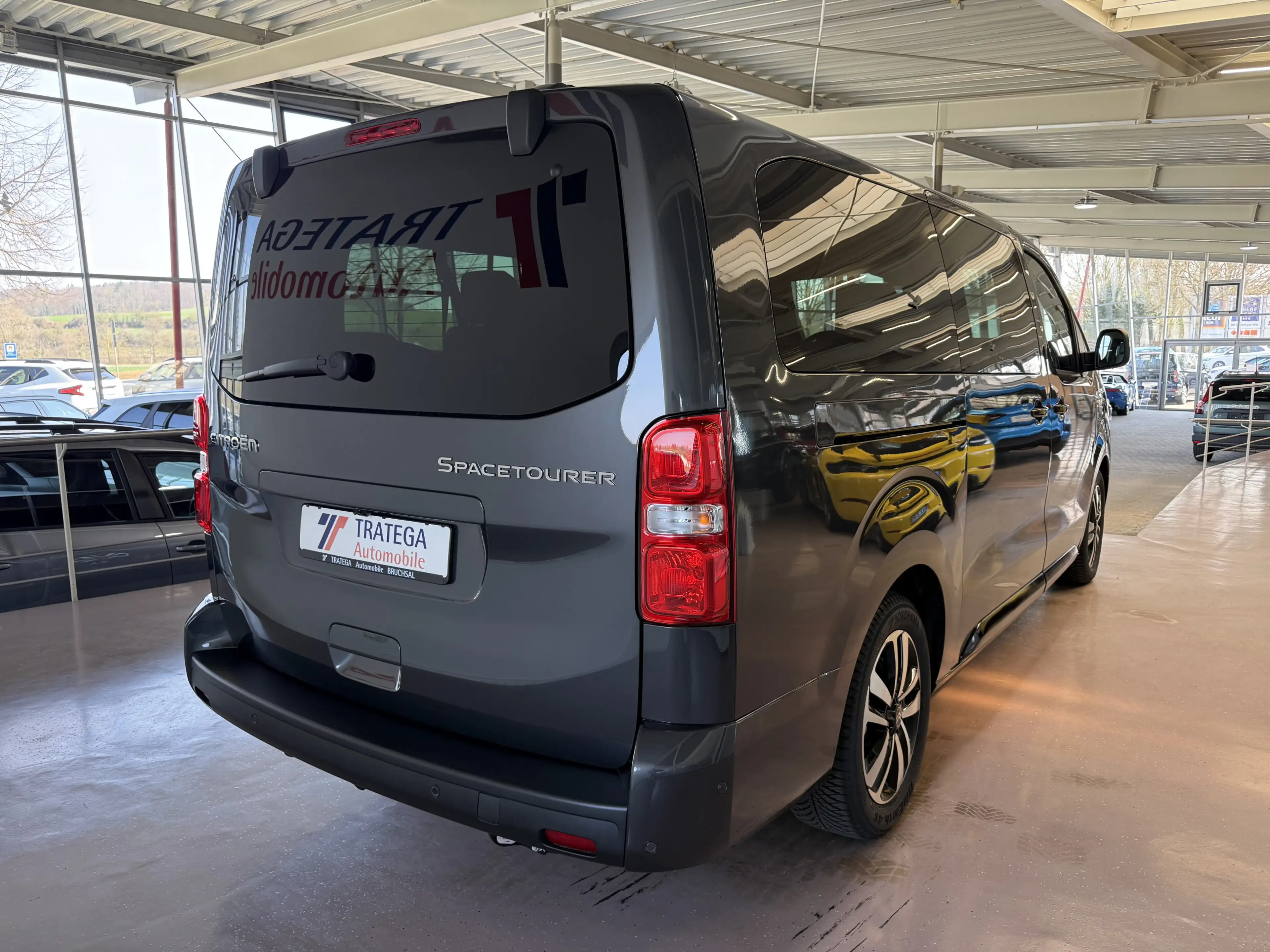 Citroen Spacetourer Max XL 2,2 Diesel 180 Autom AHK Pano — photo 7