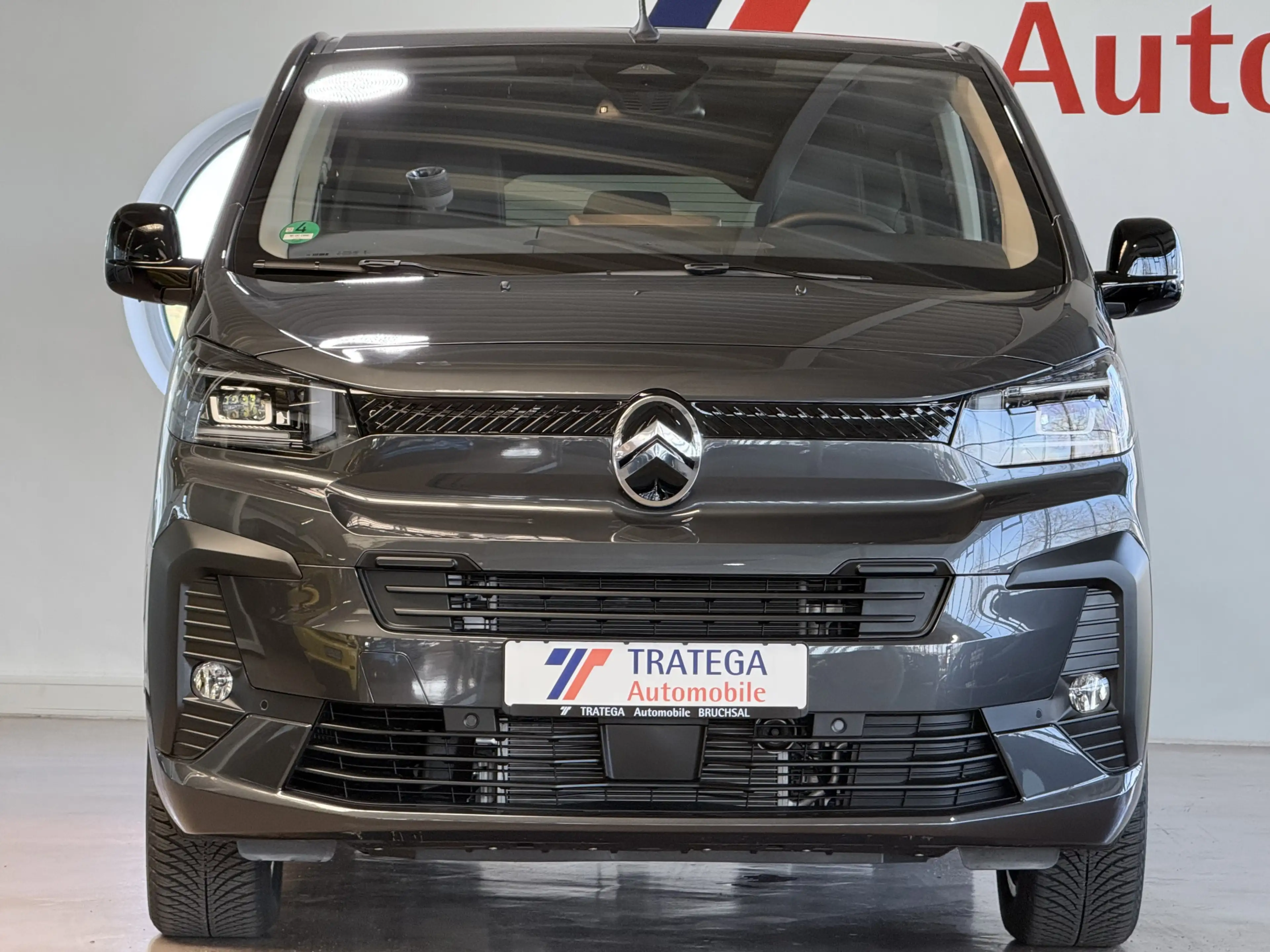 Citroen Spacetourer Max XL 2,2 Diesel 180 Autom AHK Pano — photo 2