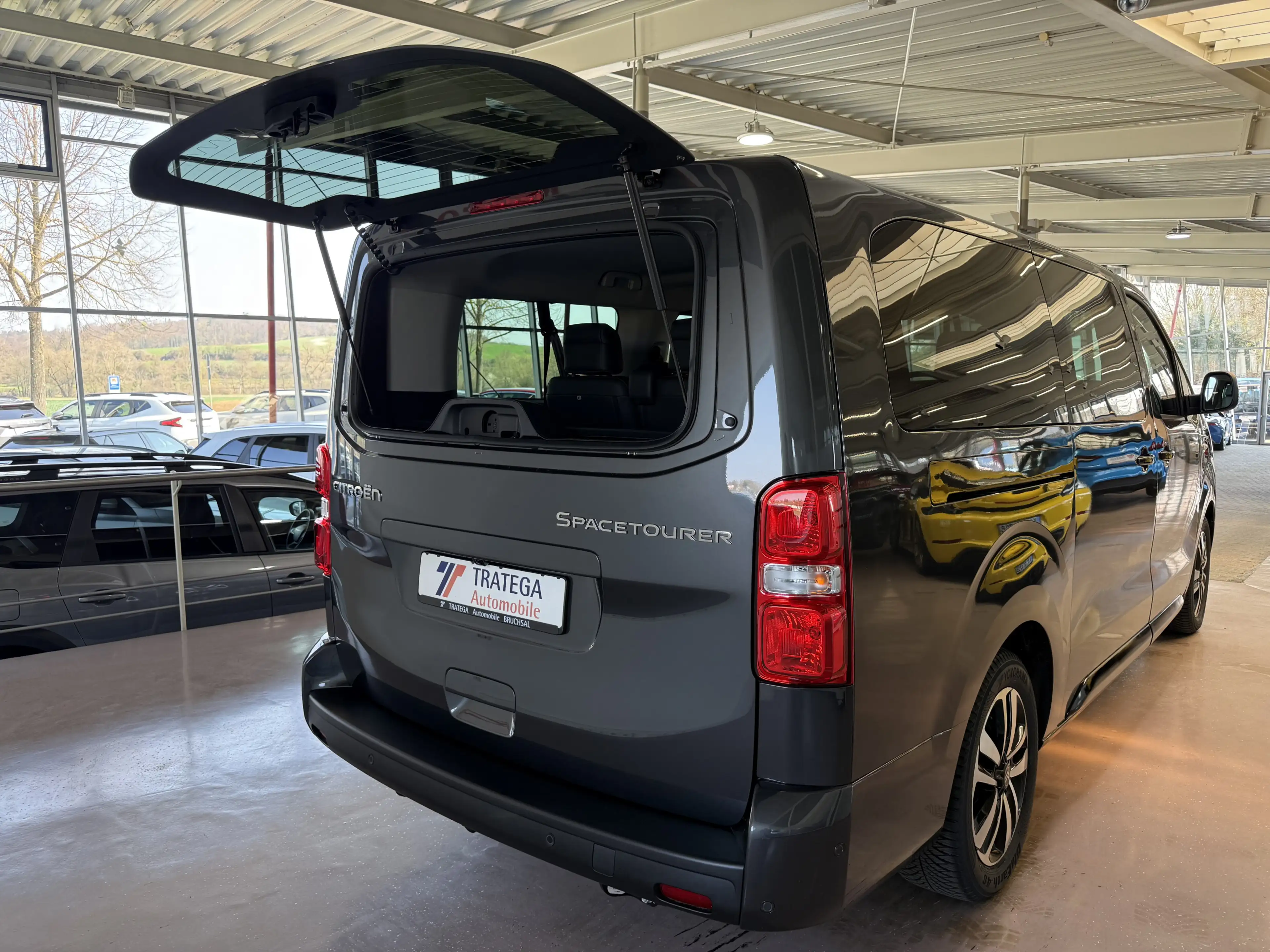 Citroen Spacetourer Max XL 2,2 Diesel 180 Autom AHK Pano — photo 8