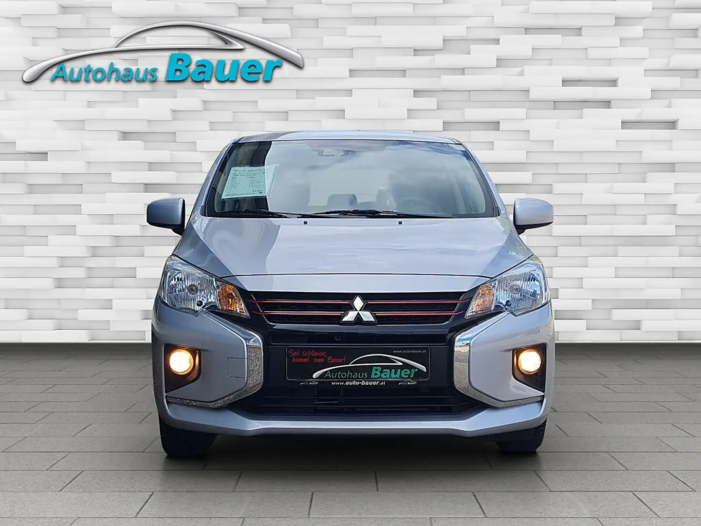 Mitsubishi Space Star 1,2 MIVEC Invite AS&G Aut. CVT Silber - 2