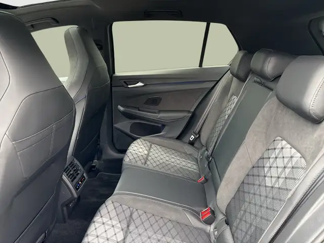 Volkswagen Golf view 9