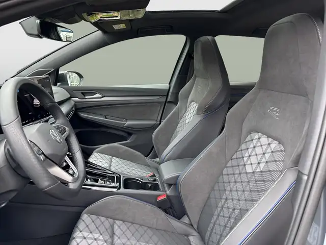 Volkswagen Golf view 8