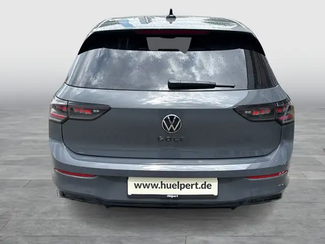 Volkswagen Golf view 3
