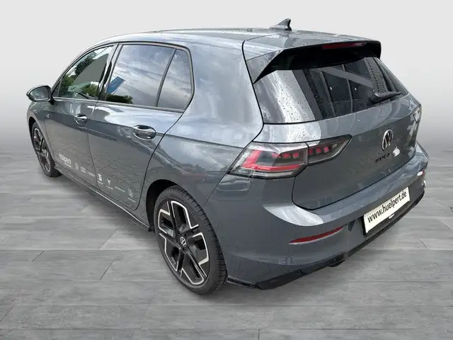 Volkswagen Golf view 2