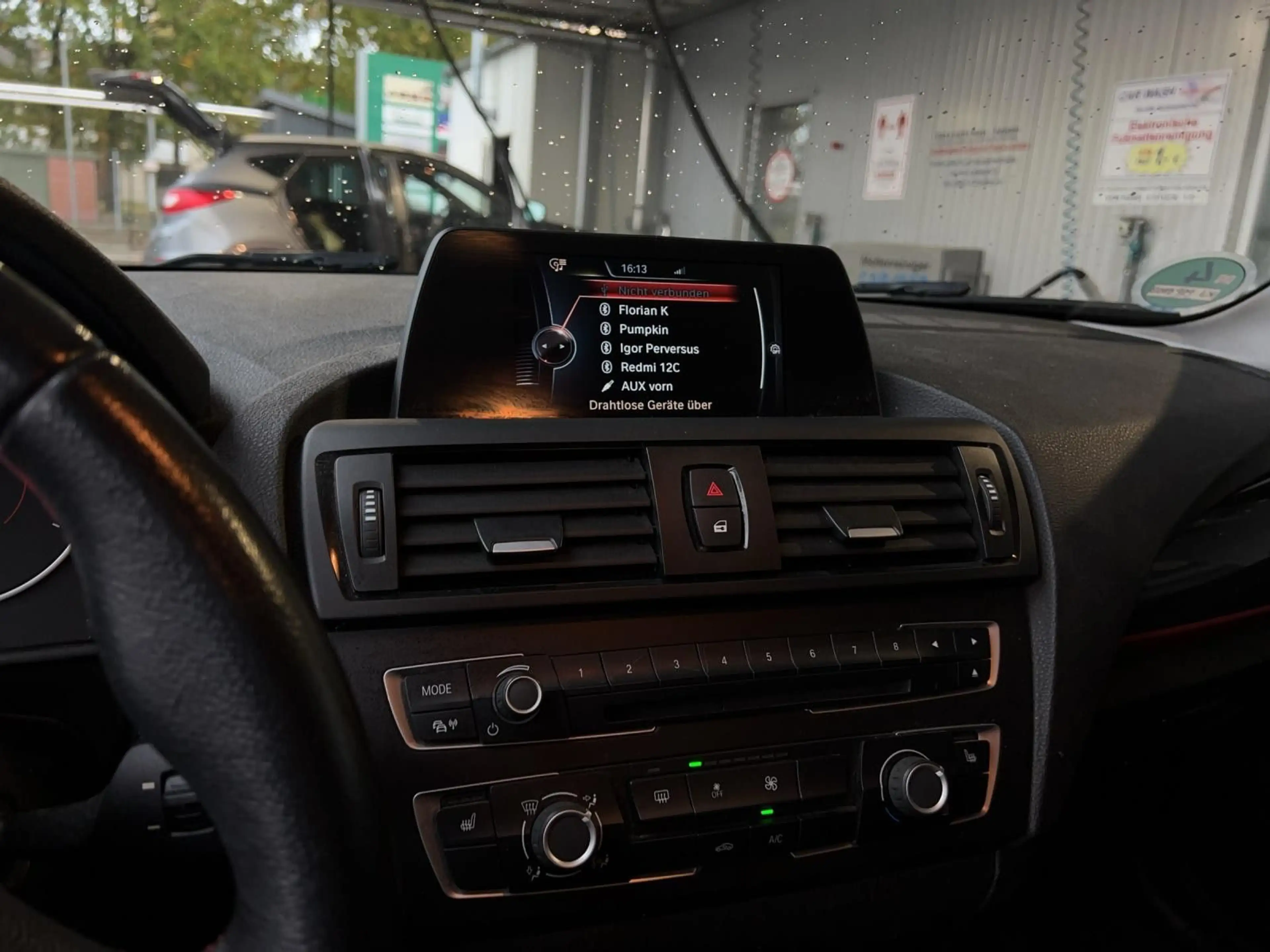 BMW 116 i Automatik SERVICE NEU — photo 14