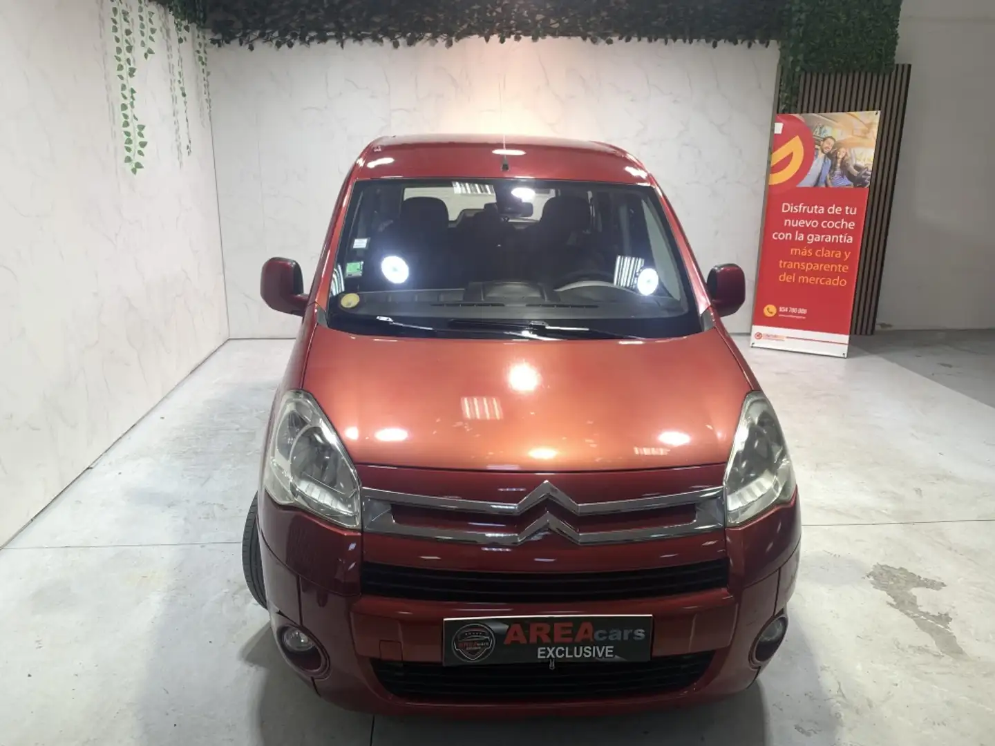 Citroen Berlingo Combi 1.6HDI SX Multispace 90 Burdeos - 2
