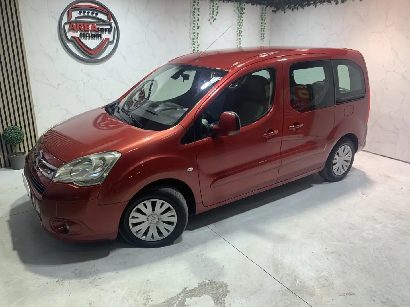 Citroen Berlingo Combi 1.6HDI SX Multispace 90 Burdeos - 1