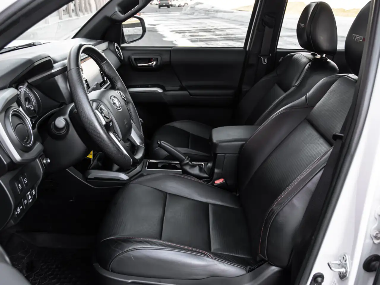 Toyota Tacoma снимка Toyota Tacoma