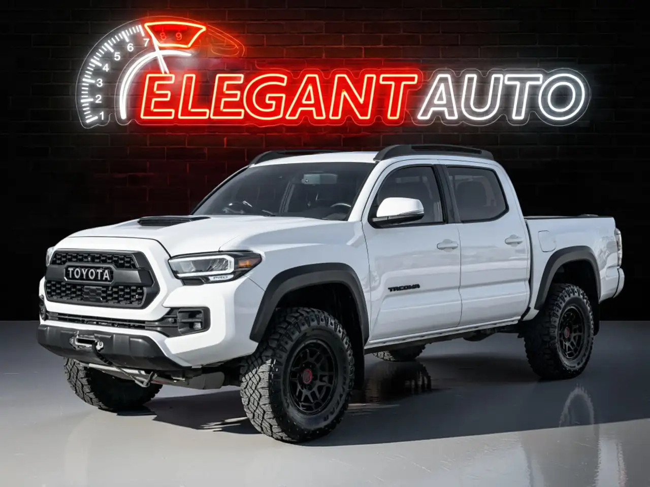 Toyota Tacoma снимка Toyota Tacoma
