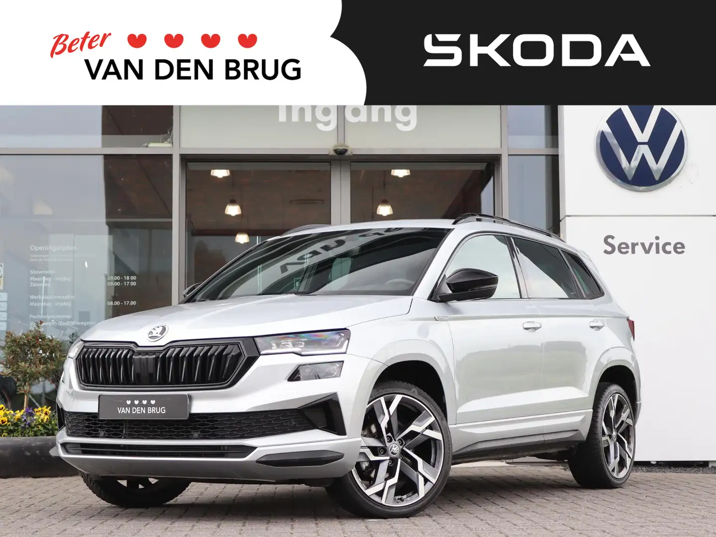 Skoda Karoq 1.5 TSI 150 pk DSG ACT Sportline Business | Naviga Zilver - 1
