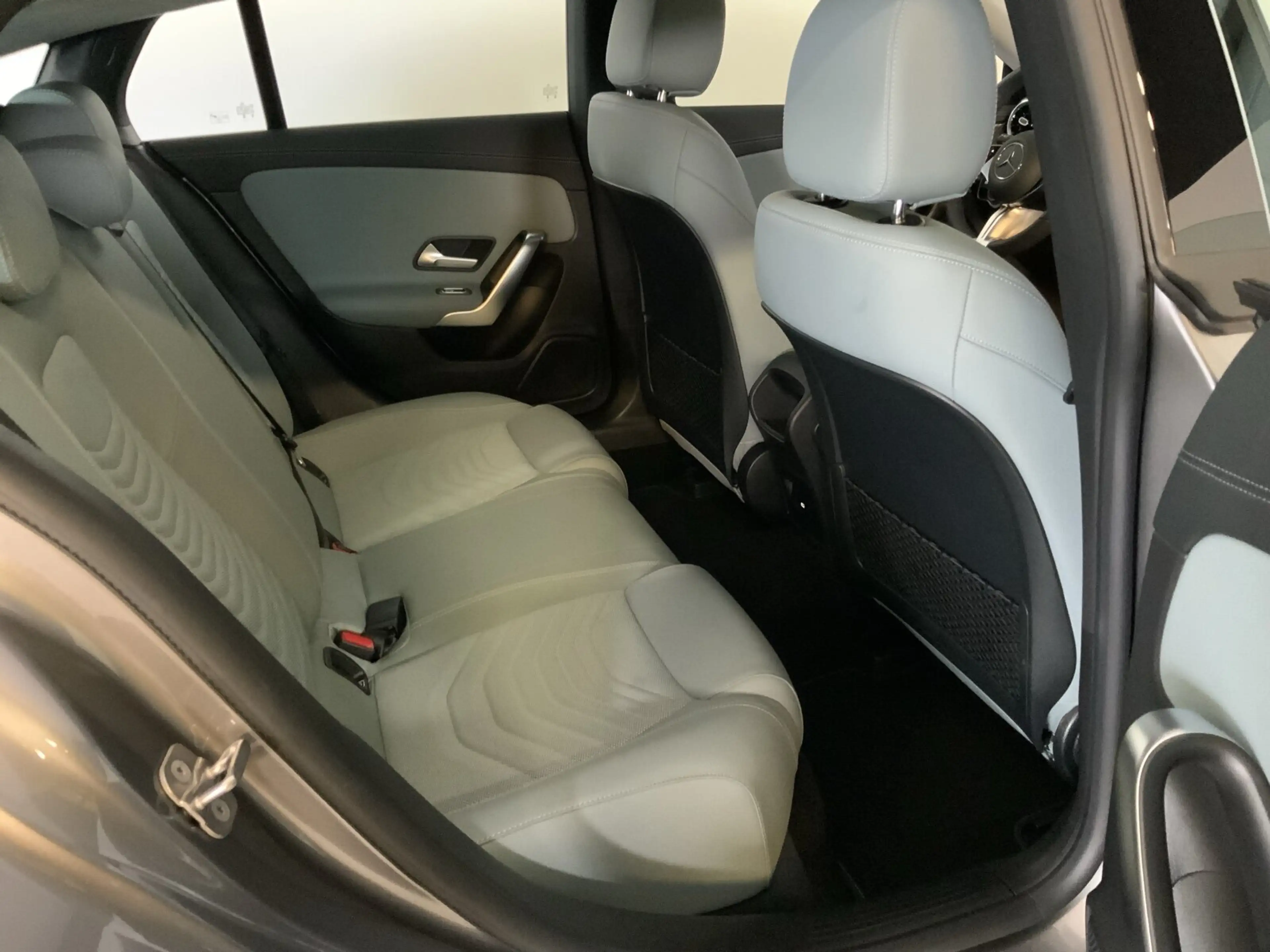 Mercedes-Benz CLA 180 CLA 180 SB Progressive AHK Winter-Paket RüKamera — photo 15