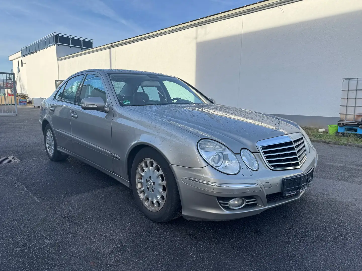 Mercedes-Benz E 220 E 220 CDI Automatik Avantgarde BusinessEDITION Gold - 1